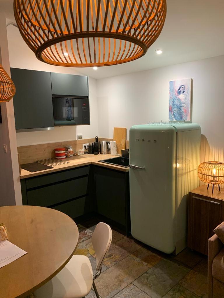 Studio Lyon Collonges Au Mont D'Or Экстерьер фото