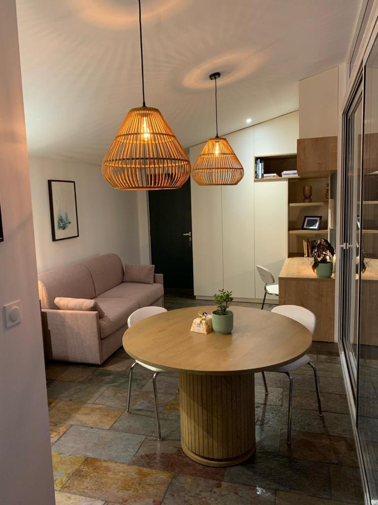 Studio Lyon Collonges Au Mont D'Or Экстерьер фото